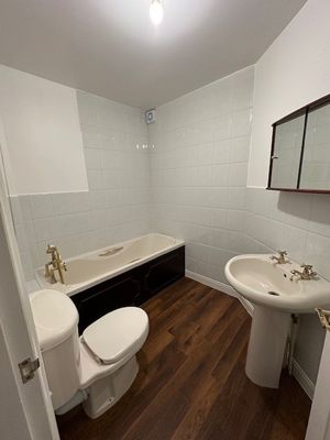 Photo 15- click for photo gallery